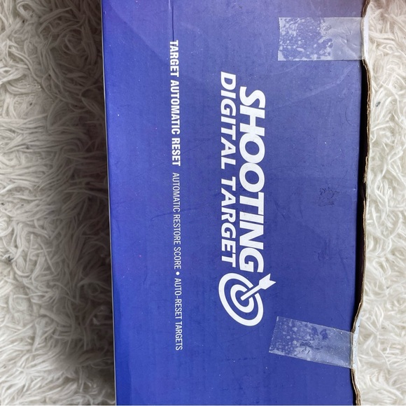 Shooting  Digital Target With Elite/Mega/Rival Darts / 4 Play Modes - Picture 4 of 5